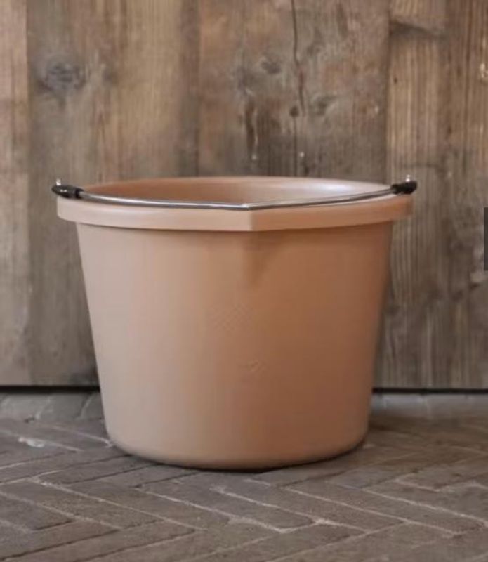 Grooming Deluxe Water Bucket 12L