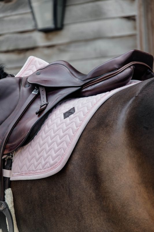 Kentucky Saddle Pad Velvet Pearls SJ -SOFT ROSE