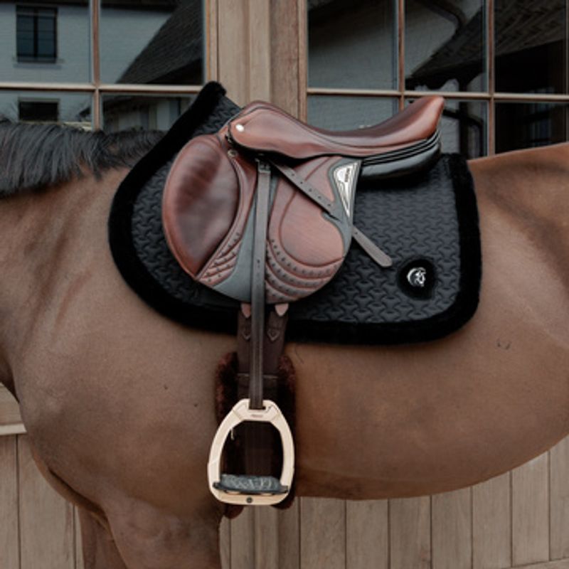 Kentucky Saddle Pad Fake Fur Plaited Quilt Jumping