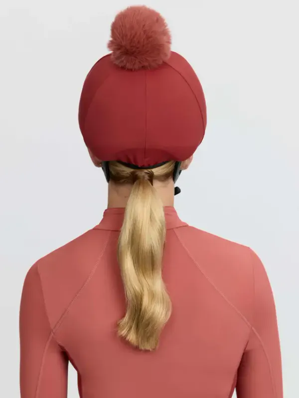 Classique Pom Hat Silk Fondant